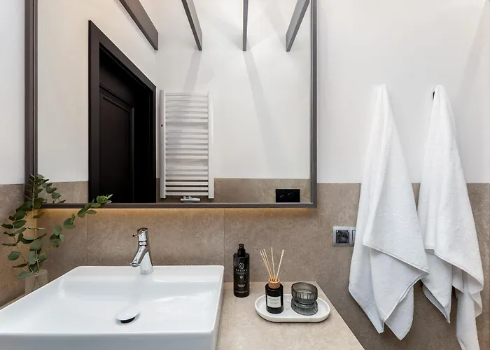 Apartamento Wielopole Floor By Hostly *