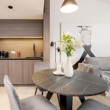 Wielopole Floor By Hostly Krakkó