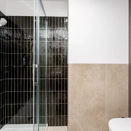 Apartman Wielopole Floor By Hostly