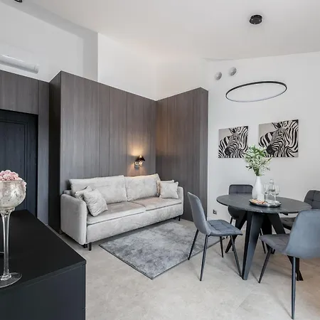 Wielopole Floor By Hostly * Krakow