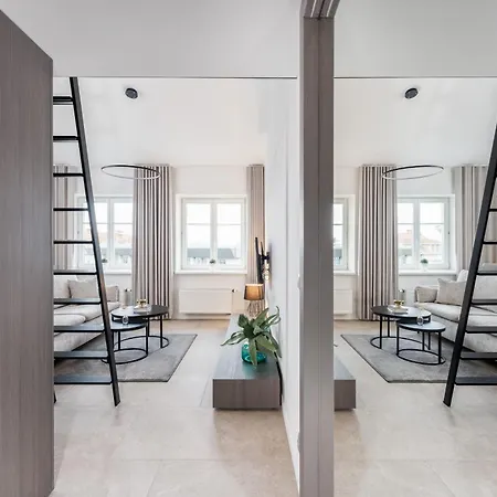 Wielopole Floor By Hostly Apartman *