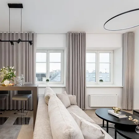 Wielopole Floor By Hostly