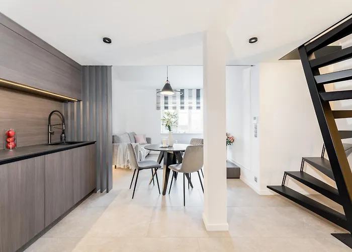 Wielopole Floor By Hostly Apartman