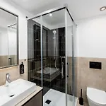 Wielopole Floor By Hostly *