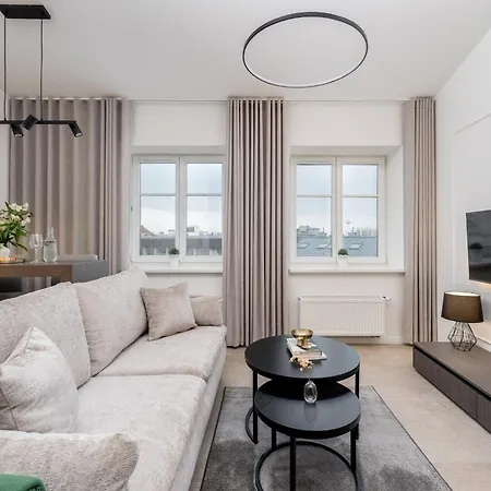 Wielopole Floor By Hostly Apartament *